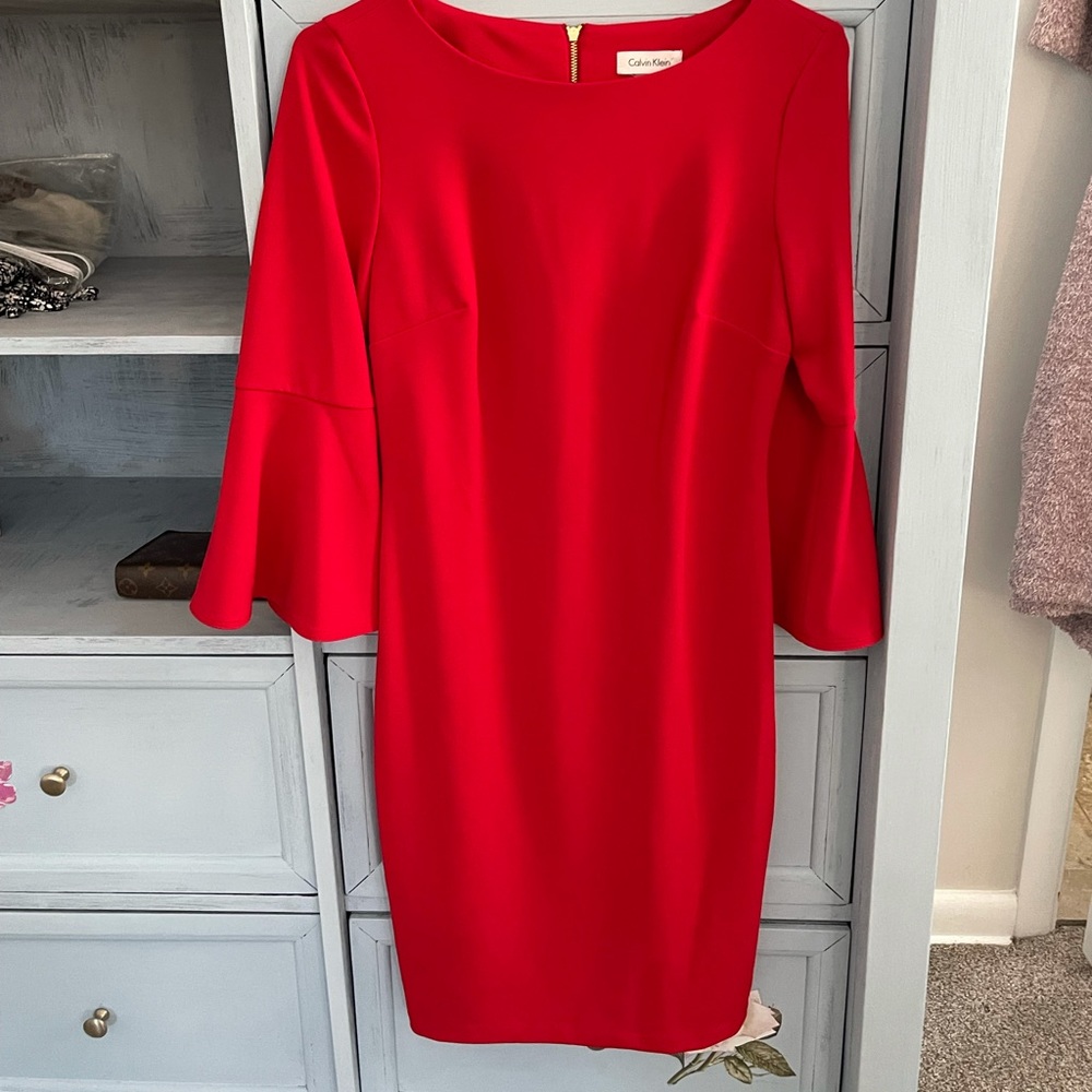 Size 4 red Calvin Klein bell sleeve dress